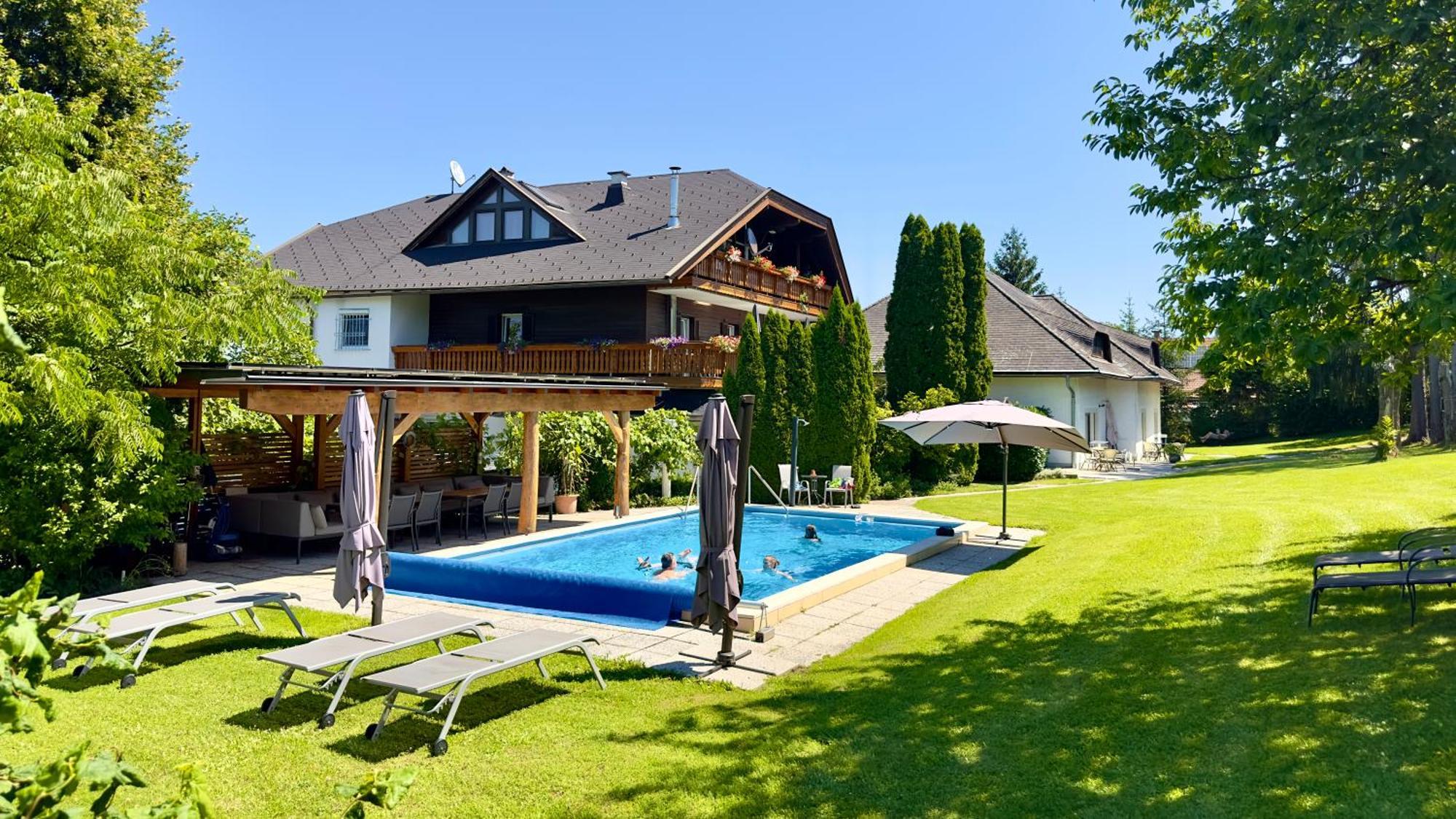 Haus Familie Presslauer-Mori Apartment Клопайн ам Клопайнер Зее Екстериор снимка